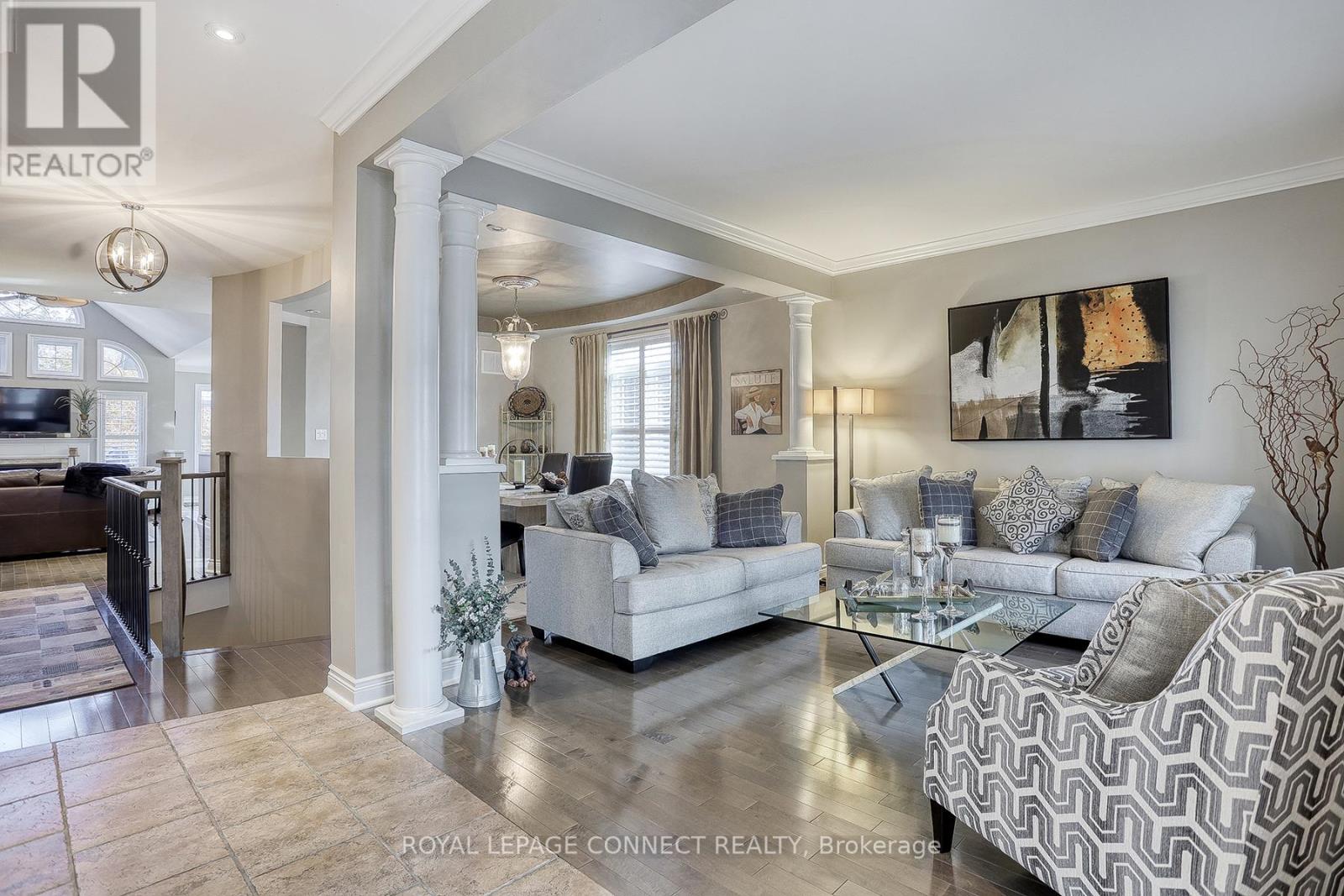 467 ROUGEMOUNT DR