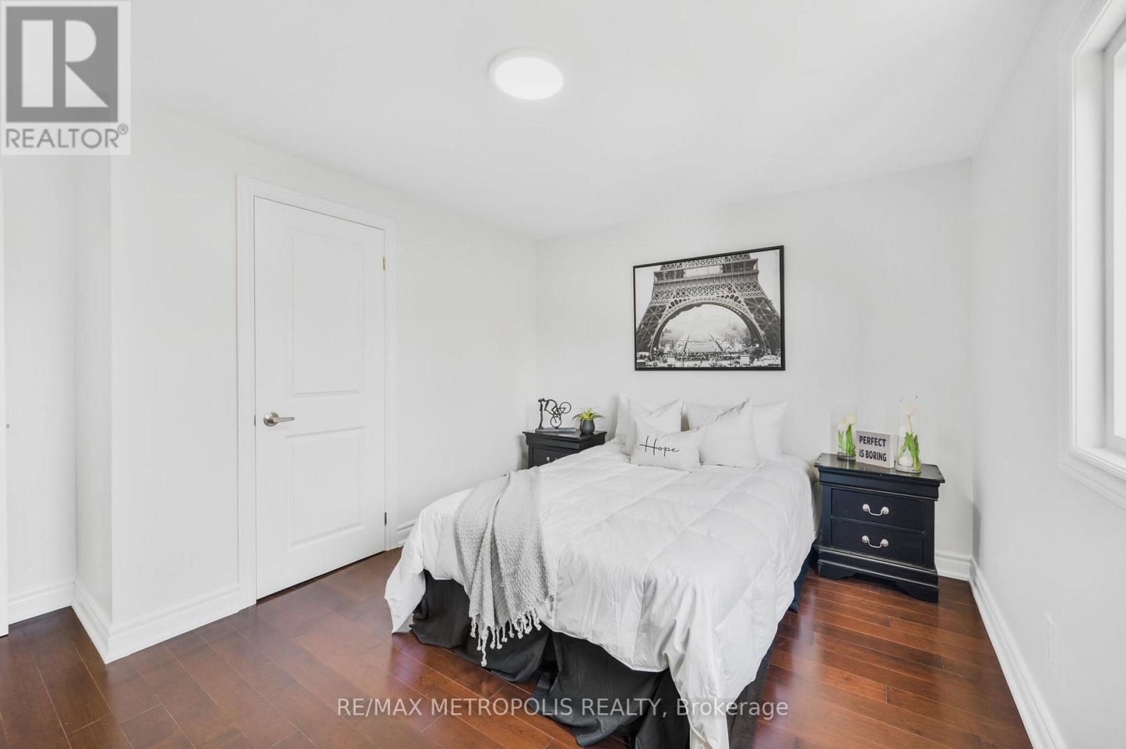 #MN/BSMT -17 CHOPIN CRT, #Mn/Bsmt