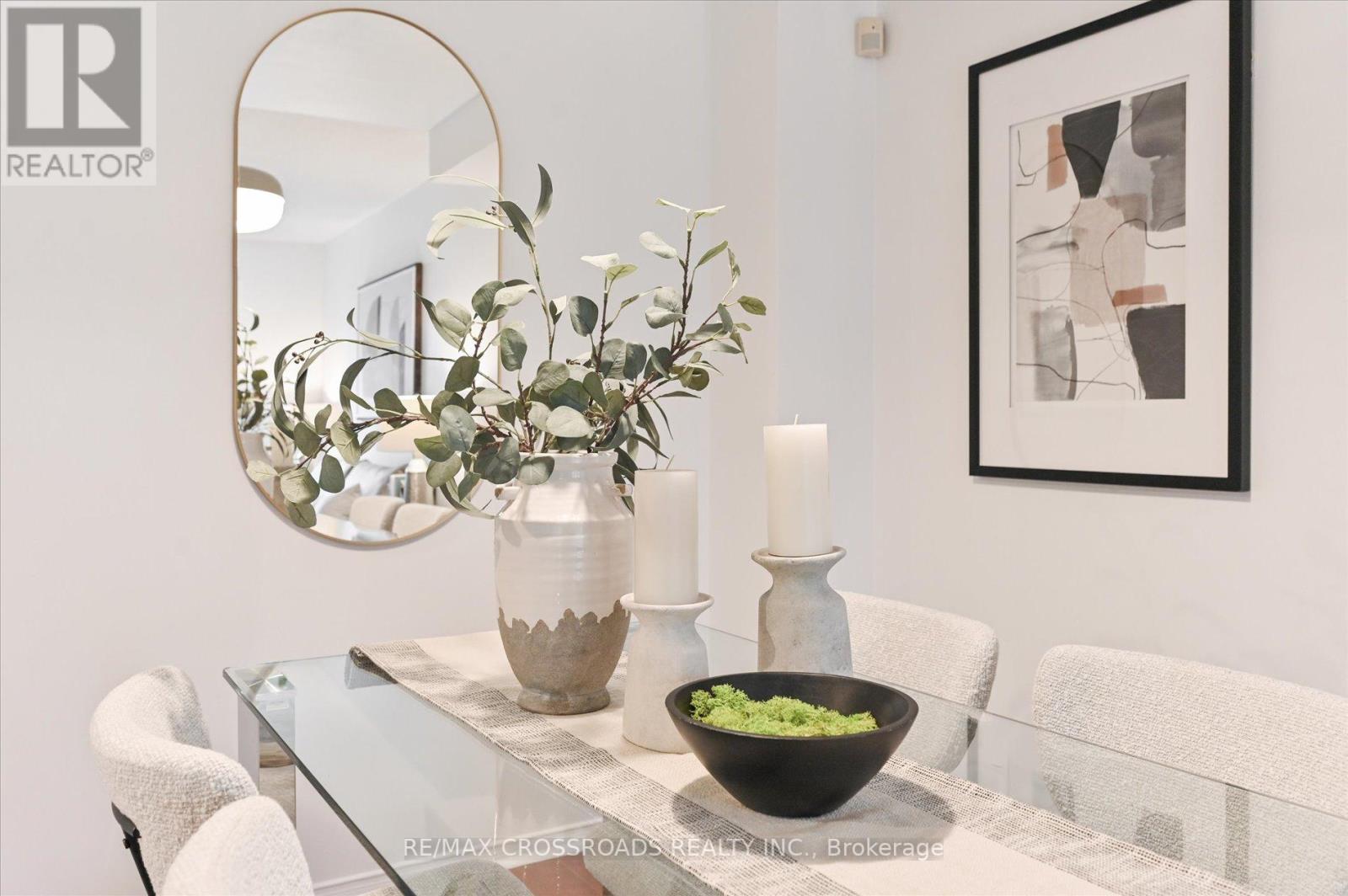 #44 -2 HEDGE END RD, #44