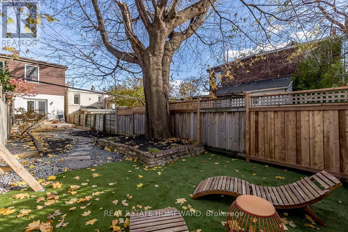 240 GREENWOOD AVE