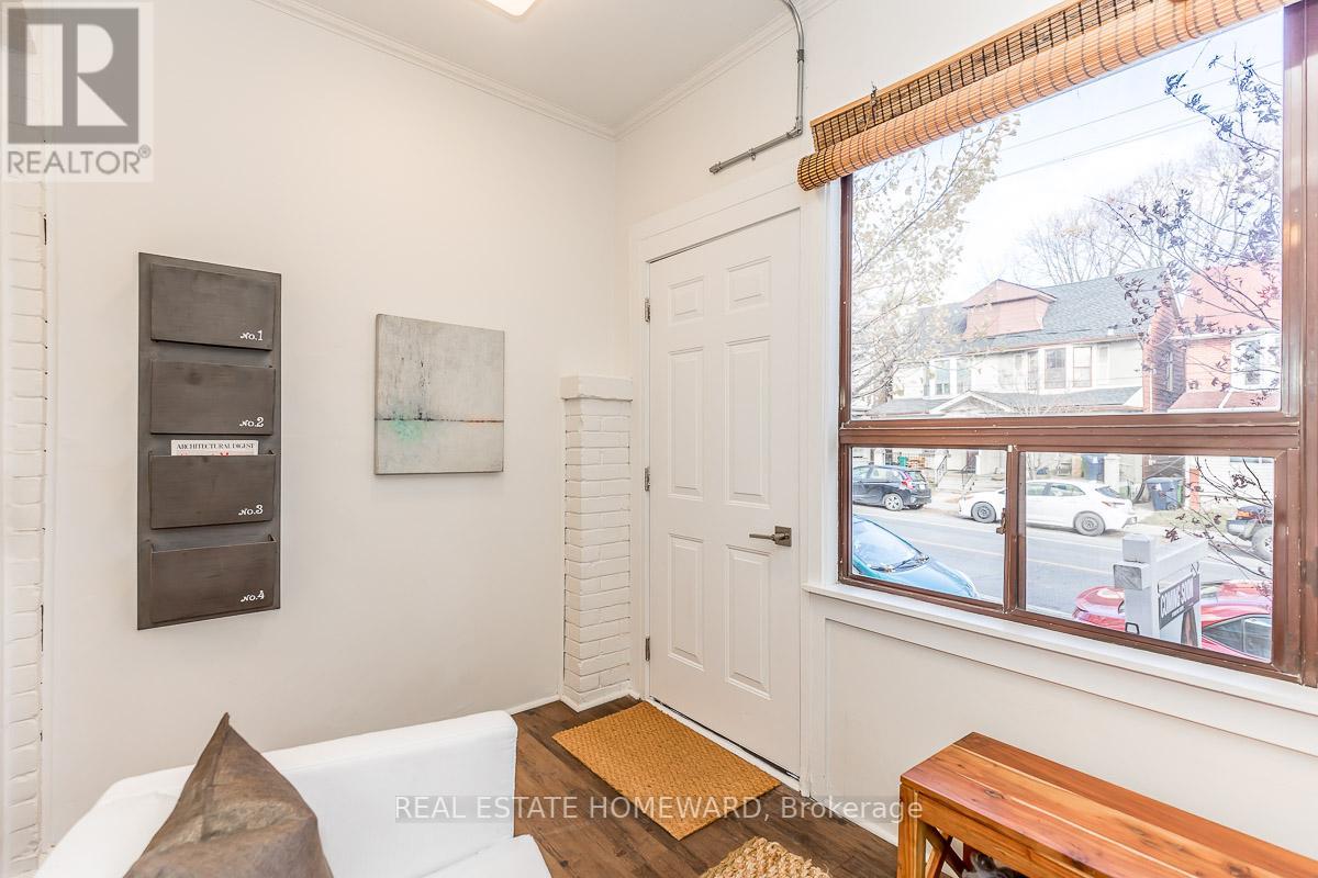 240 GREENWOOD AVE