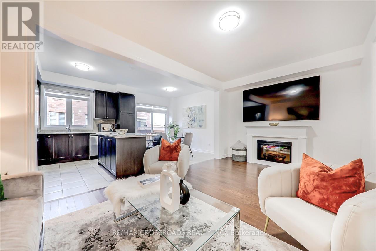 2429 FLORENTINE PL