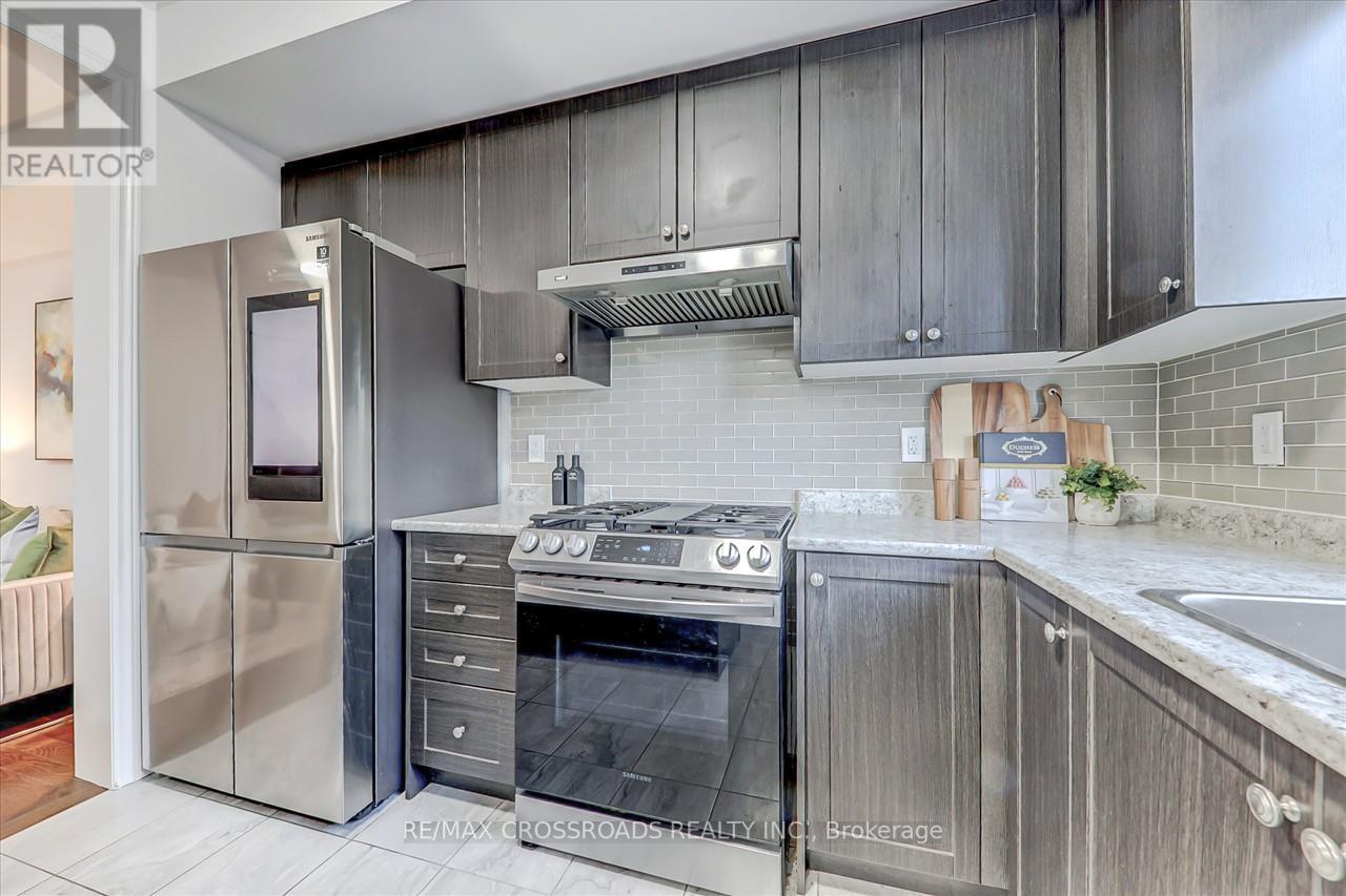 2429 FLORENTINE PL