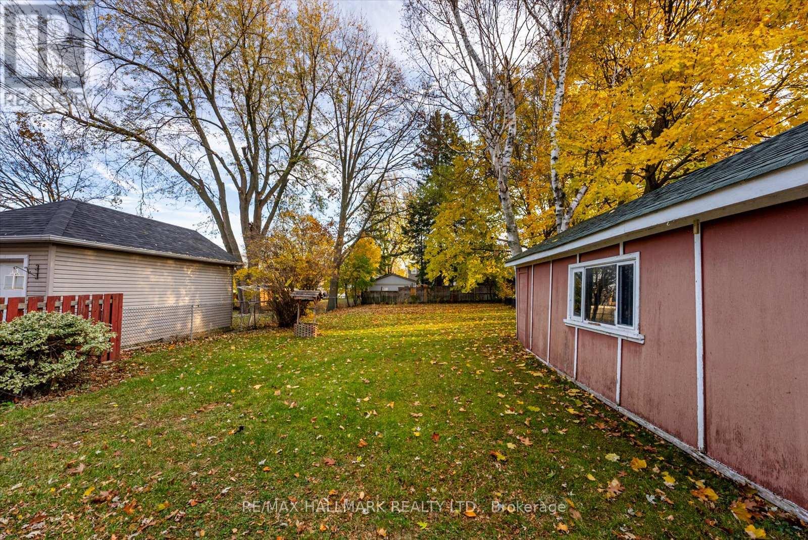 187 OAKRIDGE DR