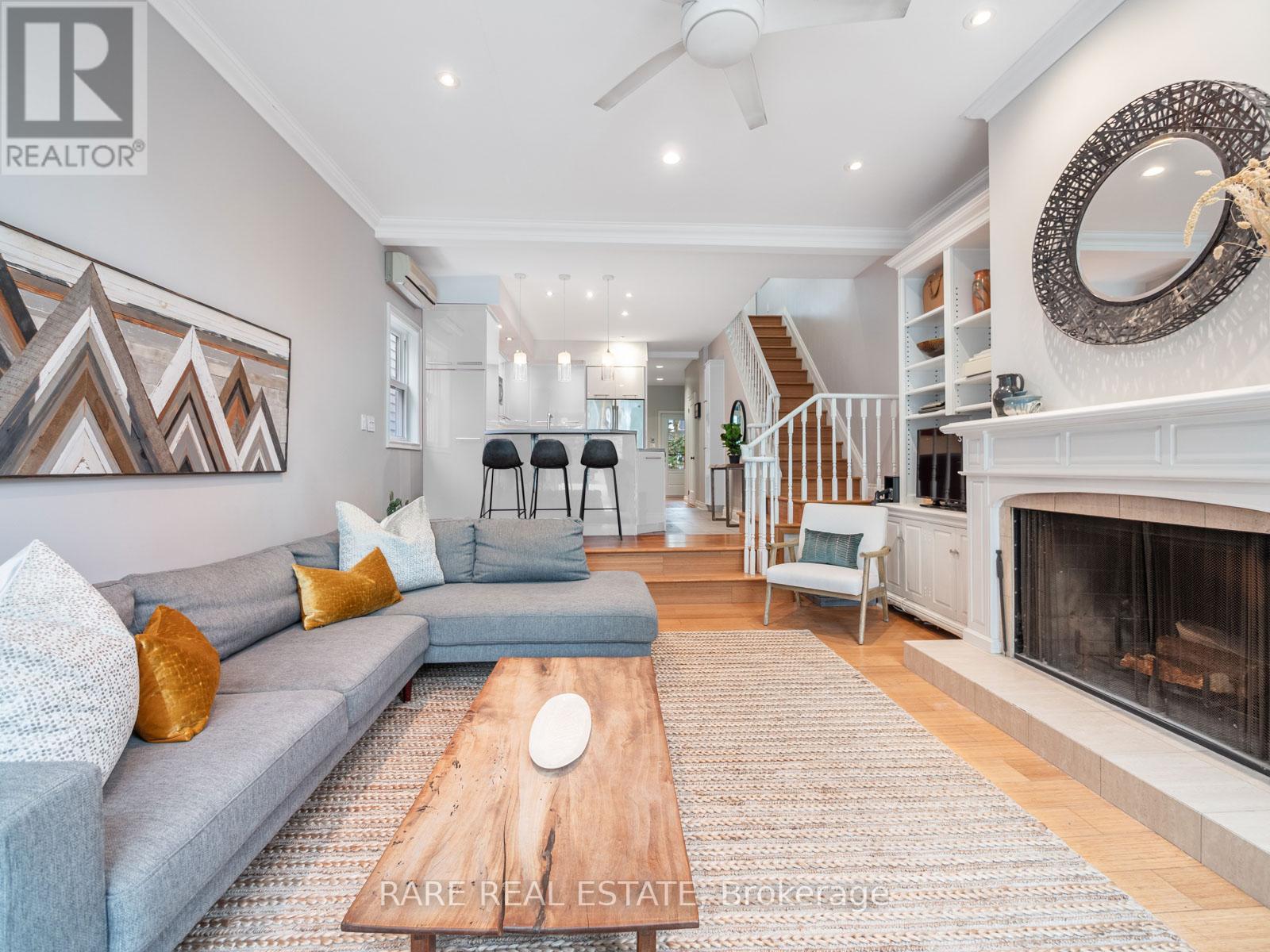 43 HASTINGS AVE