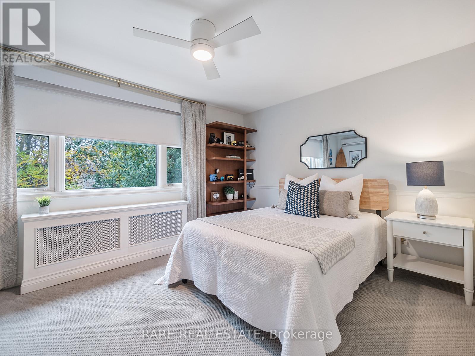 43 HASTINGS AVE