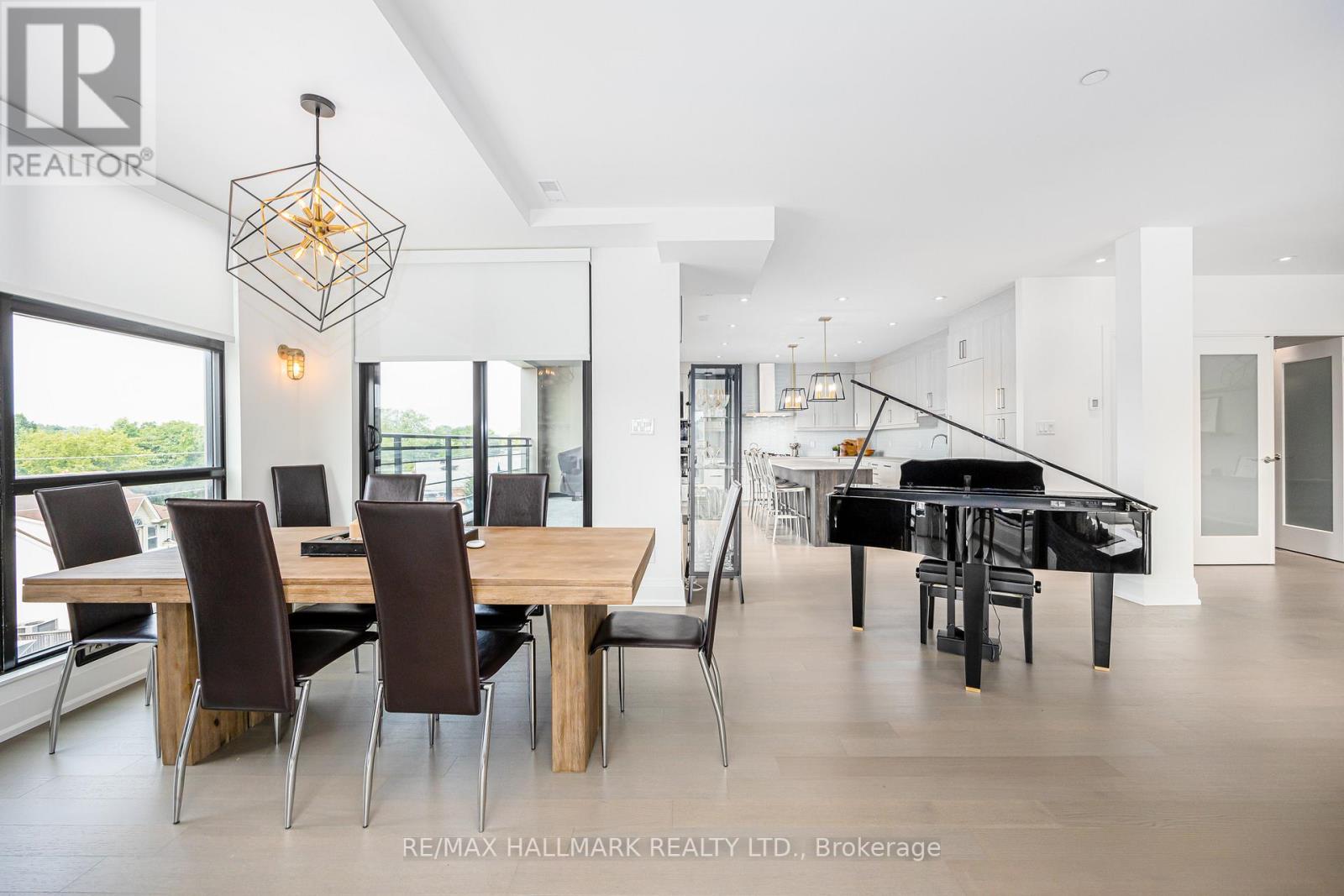 #401 -365 BEECH AVE, #401