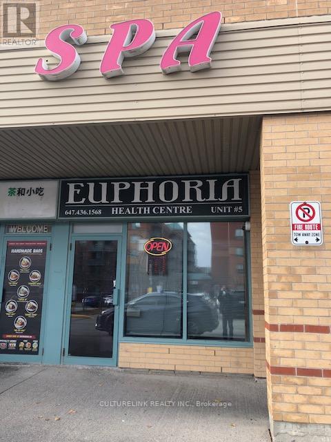 #5 -3833 MIDLAND AVE, #5