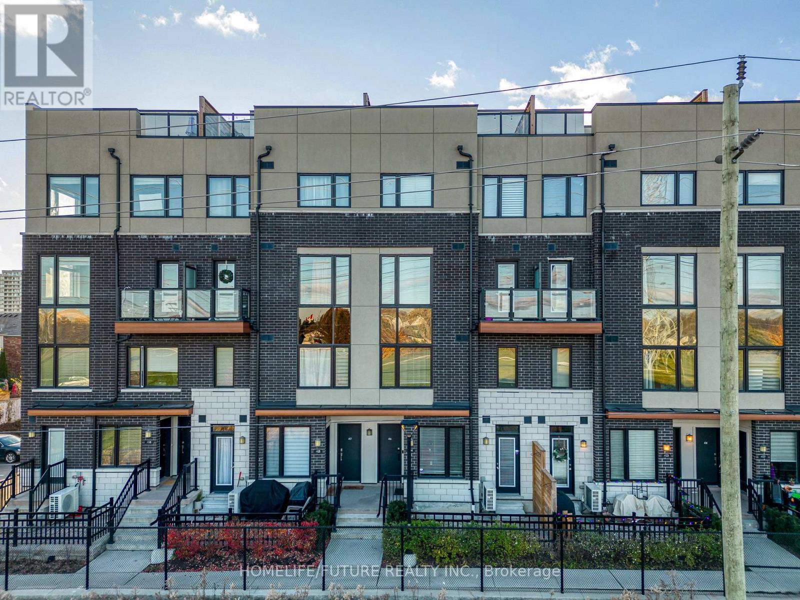 #404 -1555 KINGSTON RD, #404
