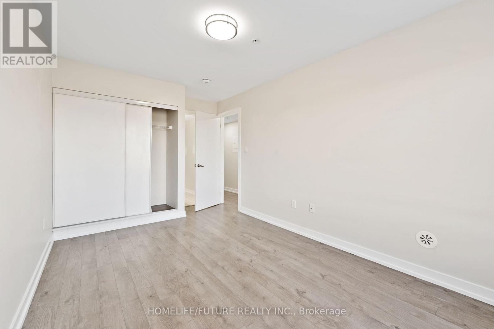 #404 -1555 KINGSTON RD, #404