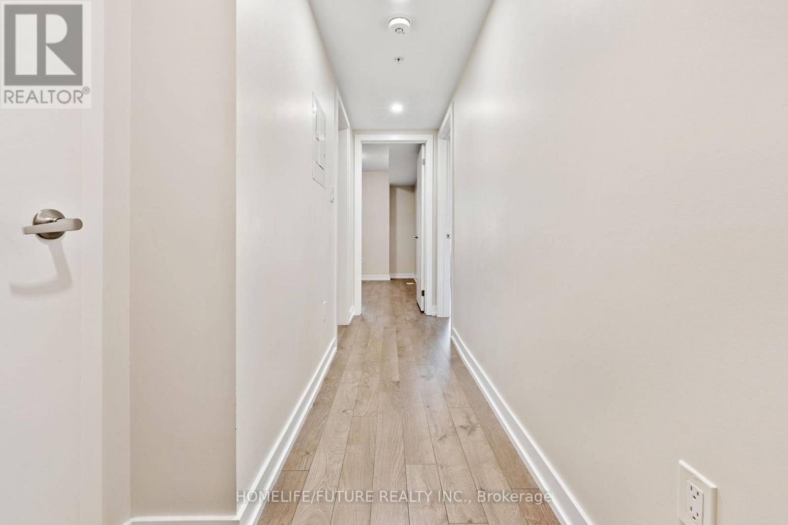 #404 -1555 KINGSTON RD, #404