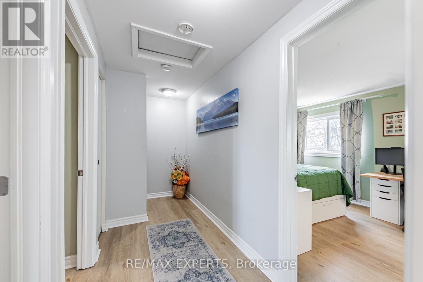 292 VANCOUVER CRES