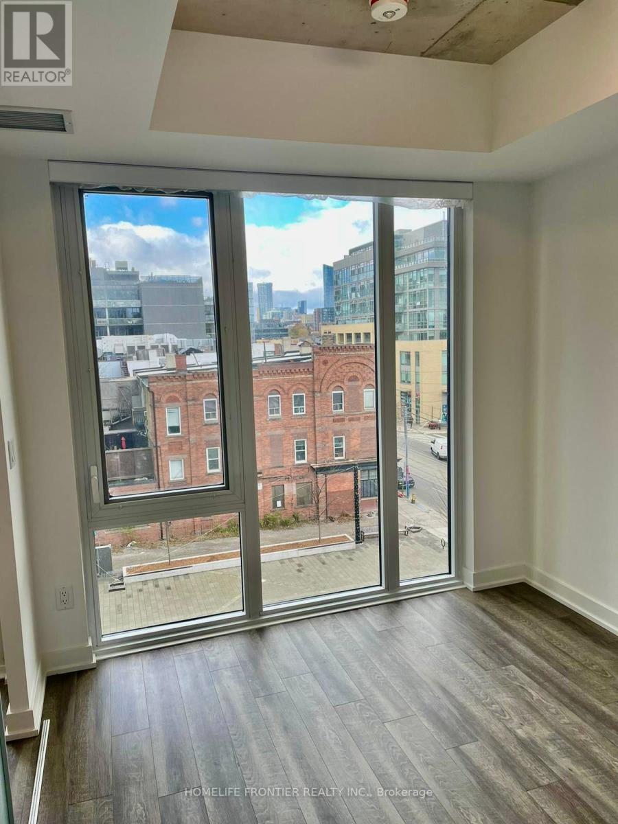 #416 -665 QUEEN ST E, #416