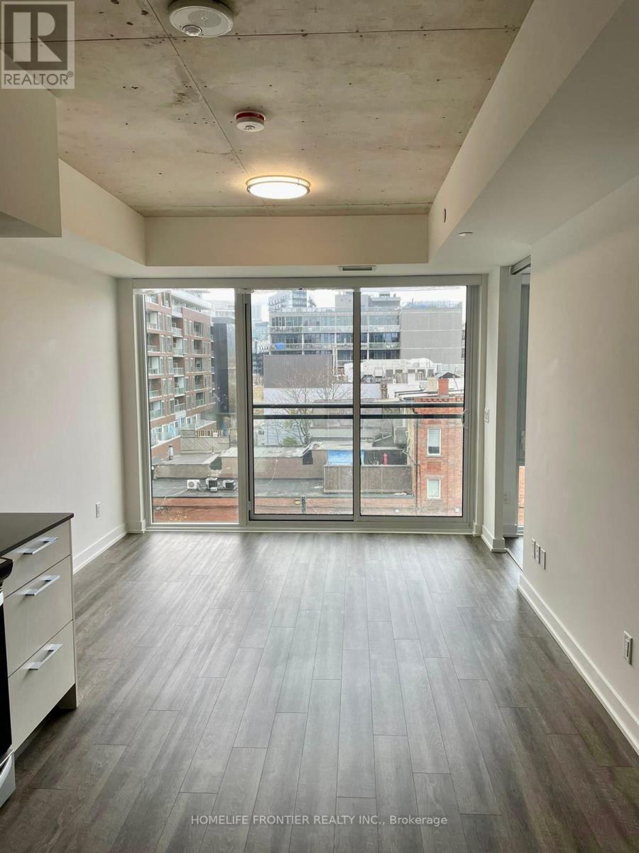 #416 -665 QUEEN ST E, #416
