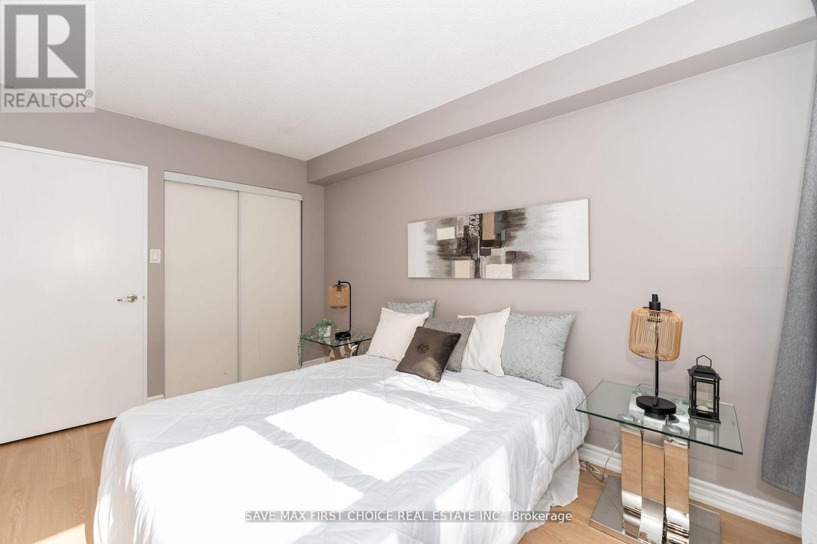 #106 -2500 BRIDLETOWNE CIRC, #106