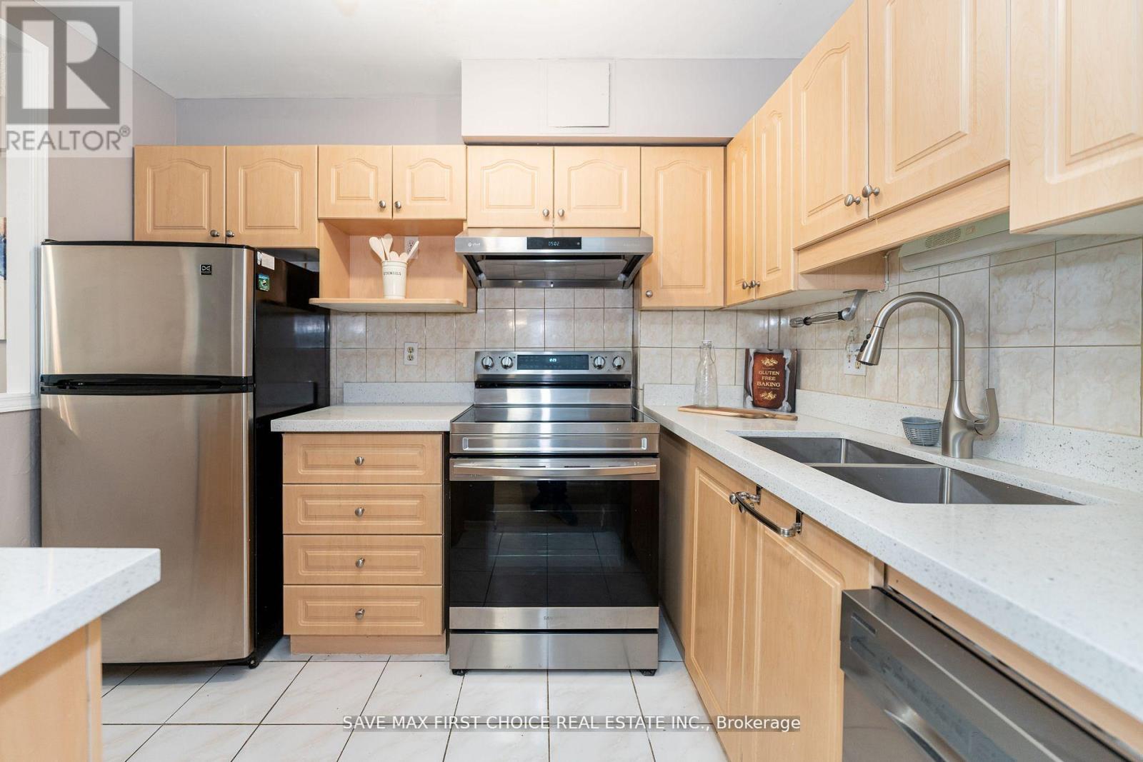 #106 -2500 BRIDLETOWNE CIRC, #106