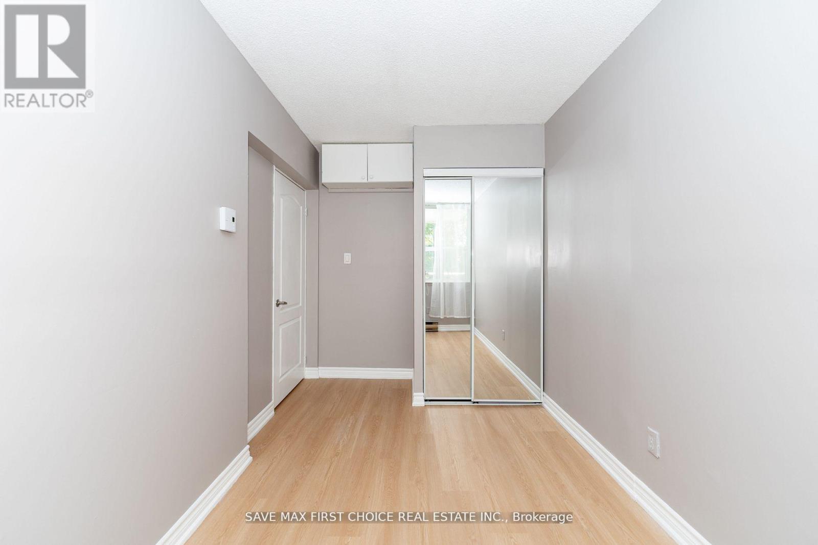 #106 -2500 BRIDLETOWNE CIRC, #106