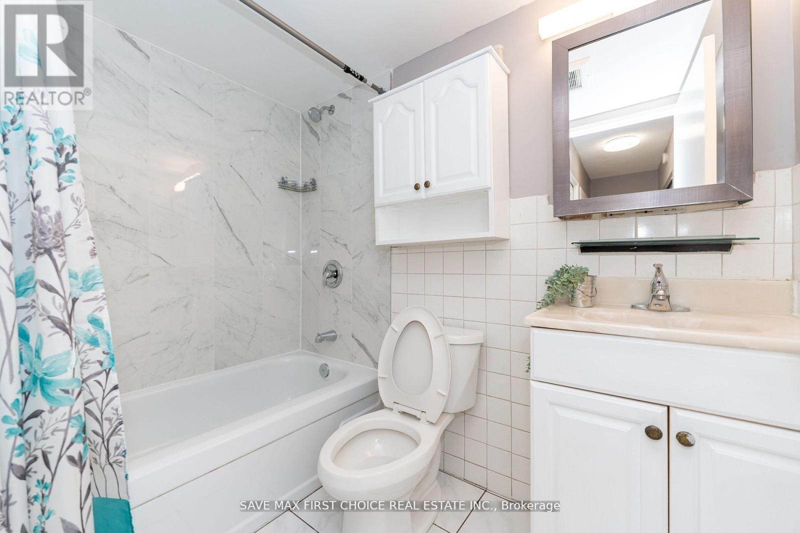 #106 -2500 BRIDLETOWNE CIRC, #106