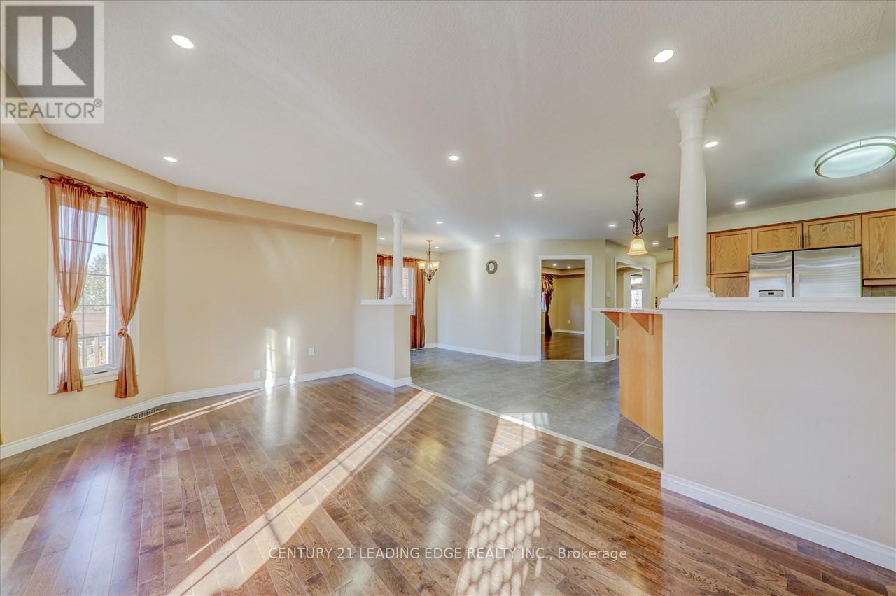 #MAIN -8 WOODCOCK AVE, #Main