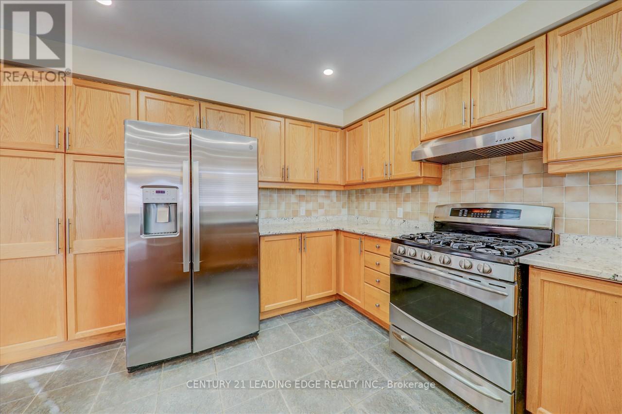 #MAIN -8 WOODCOCK AVE, #Main