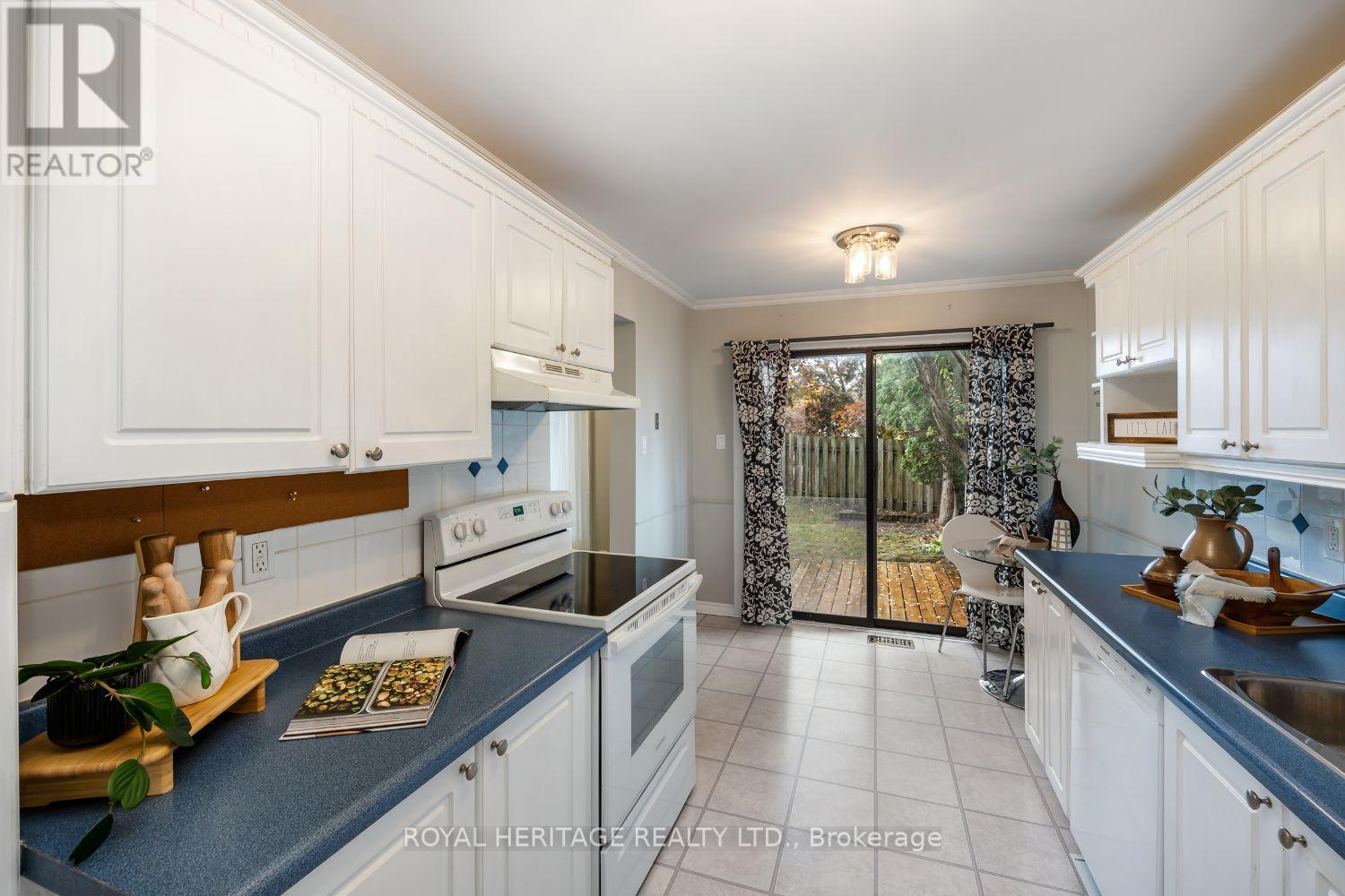 604 COBBLEHILL DR