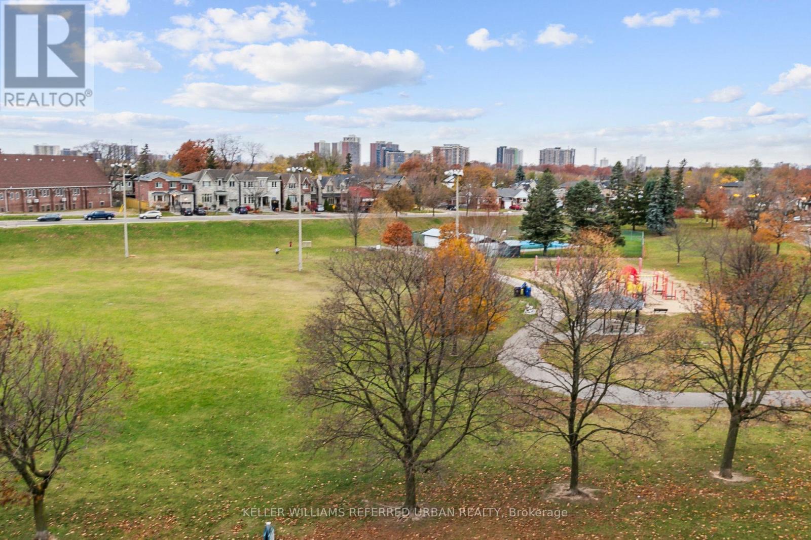 #306 -160 FALLINGBROOK RD, #306