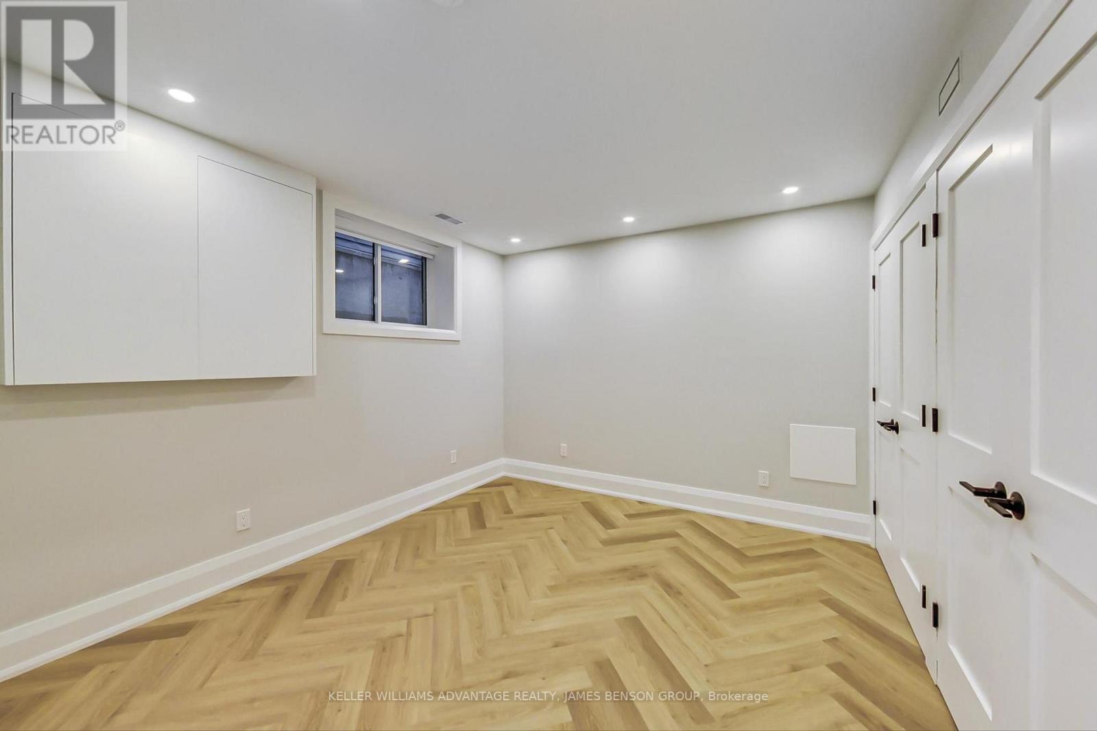 U 1 32 GALT AVE, #Unit 1