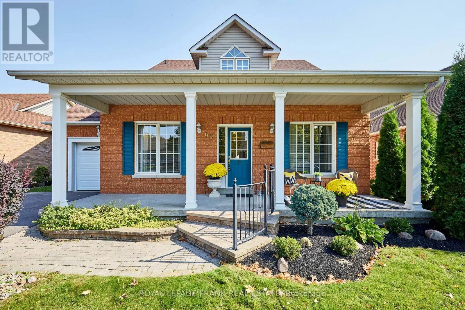 65 WATERBURY CRESCENT