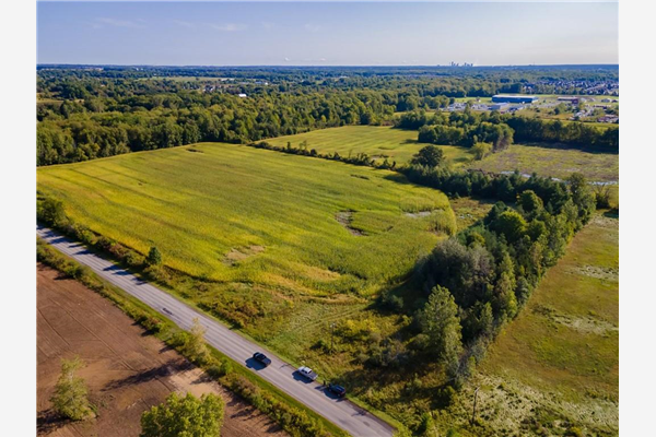 227 ES CATARACT Road, Thorold