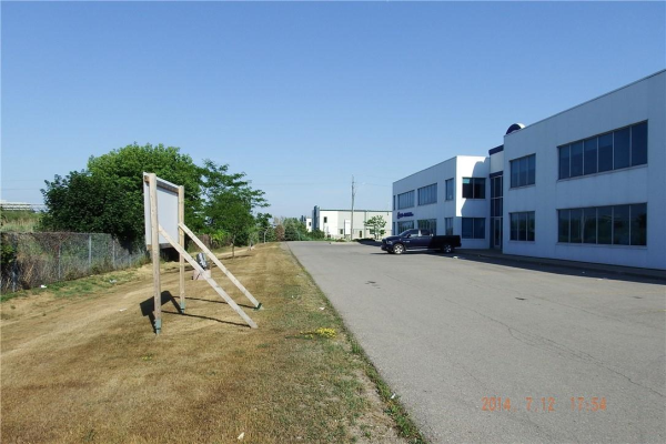 755 South Service Road|Unit #C2-201, Stoney Creek
