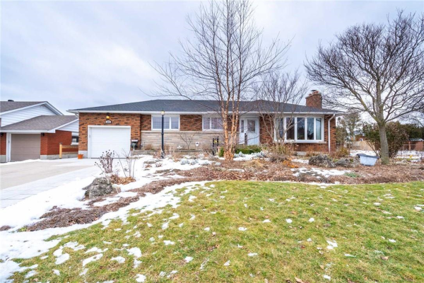 24 Alpine Avenue, Hamilton