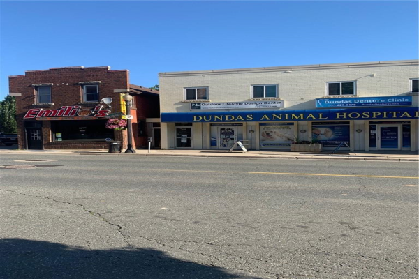 119 KING Street W, Dundas