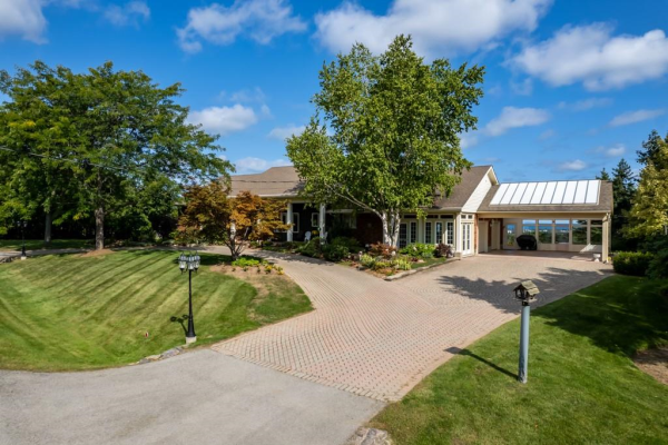 3906 Mountain Street, Beamsville