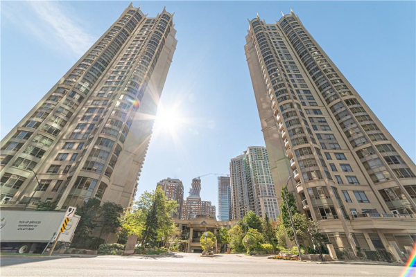 3888 DUKE OF YORK Boulevard|Unit #2025, Mississauga