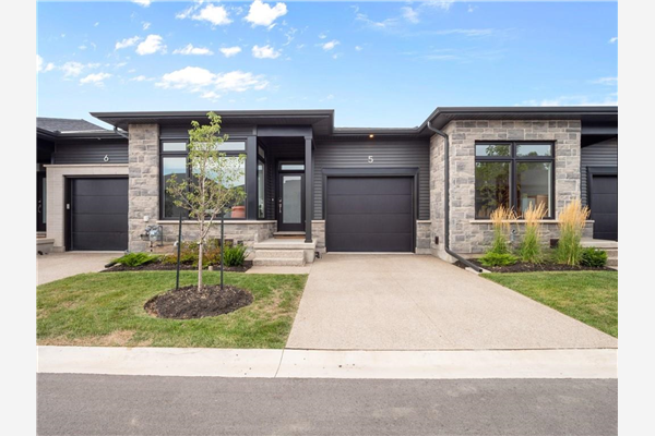 8974 WILLOUGHBY Drive|Unit #5, Niagara Falls