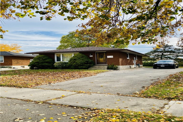 30 Blueridge Crescent, Brantford