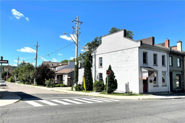 275 MAIN Street W, Hamilton
