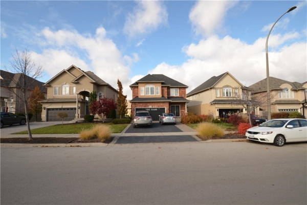 20 Chambers Drive, Ancaster