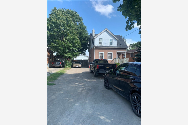 182 Gray Road, Hamilton
