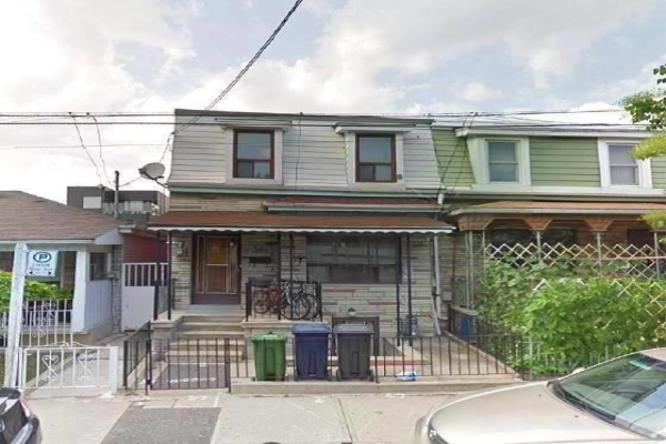 36 MITCHELL Avenue, Toronto