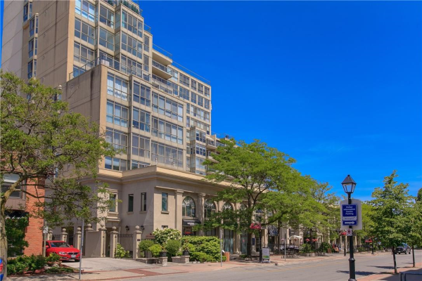 415 LOCUST Street|Unit #1103, Burlington