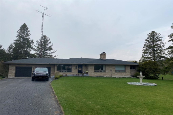 389 BISHOPSGATE Road, Brantford