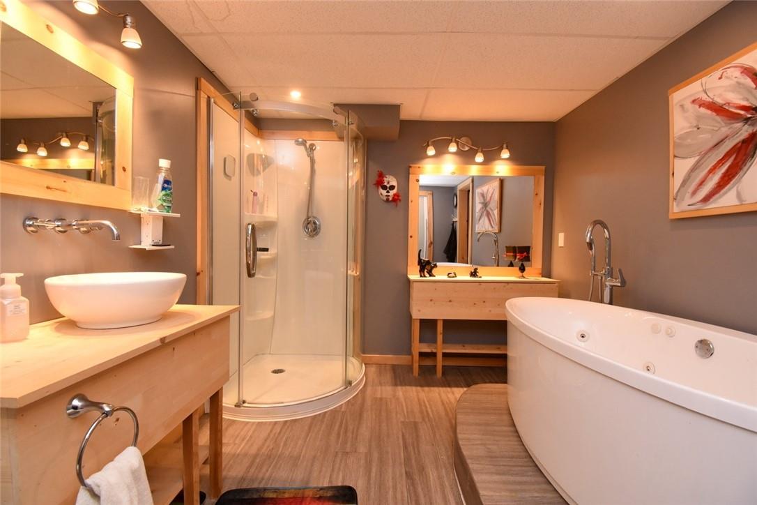 Listing H4154282 - Large Photo # 36