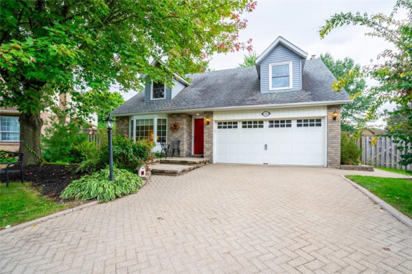 427 COTTINGHAM Crescent, Ancaster