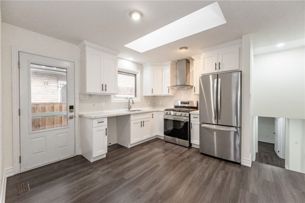 2171 Melissa Crescent|Unit #B, Burlington