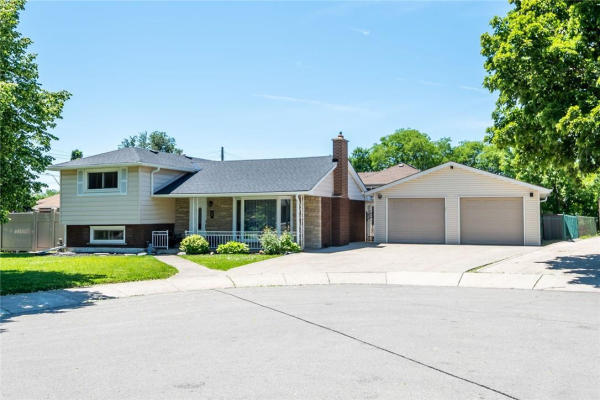 1 CROYDON Court, Hamilton