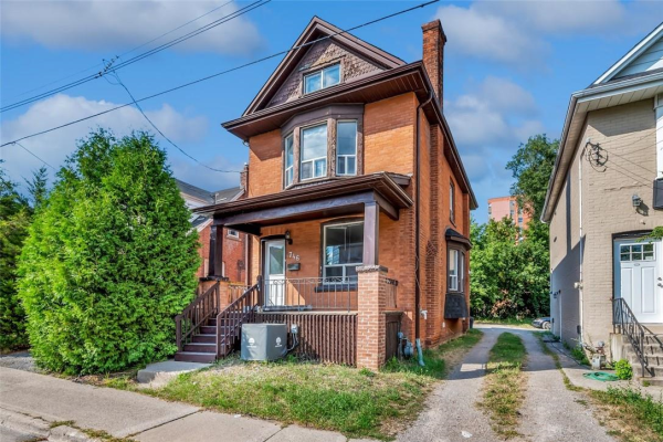 746 KING Street W, Hamilton