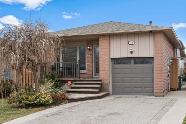 330 TEMPLEMEAD Drive, Hamilton