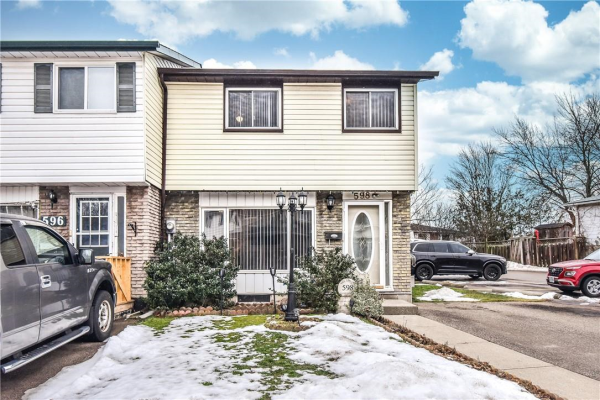 598 Parkview Crescent, Cambridge