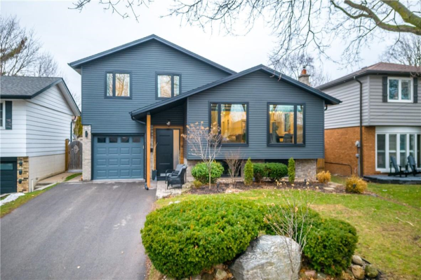 669 Montego Crescent, Burlington